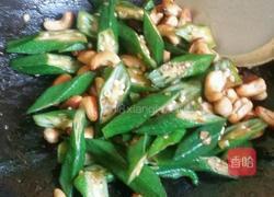 腰果炒秋葵的做法图解8