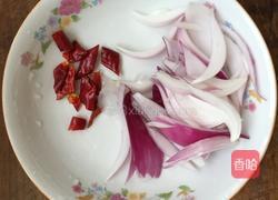 手撕包菜的做法图解2