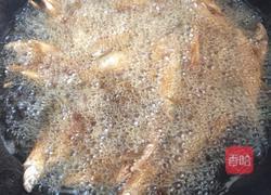 香酥小鱼的做法图解2