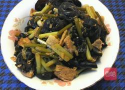 木耳蒜苗炒肉絲的做法图解5