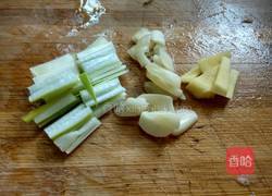 西葫芦炒虾皮的做法图解3