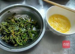 香椿炒鸡蛋的做法图解2