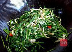 野蒜百叶炒咸肉丝的做法图解6