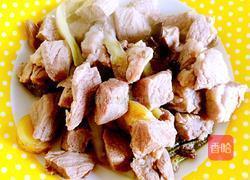 梅花肉炖粉条的做法图解5