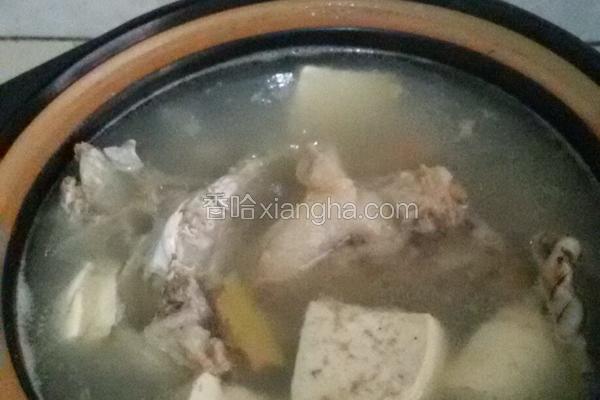 鱼头豆腐汤