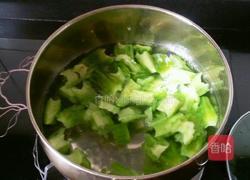 苦瓜炒肉片的做法图解4