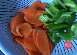 炫彩小炒肉的做法图解3