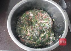 荠菜猪肉丸子海鲜汤的做法图解6