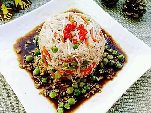 蒜香青豆拌金针菇