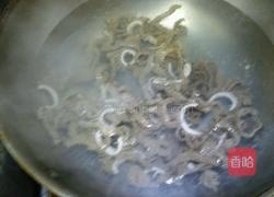 爆炒百叶金针菇的做法图解2