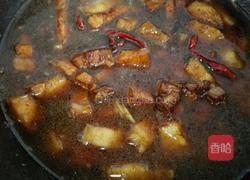 五花肉烧腐竹的做法图解6