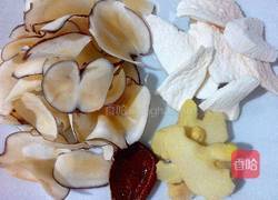 海底椰淮山猪骨汤的做法图解2