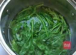 菠菜玫瑰花卷花式馒头的做法图解1