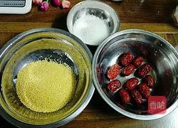 红枣小米糊的做法图解1