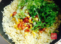 三色蛋炒饭的做法图解4