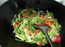 蒜苔牛肉丝的做法图解7