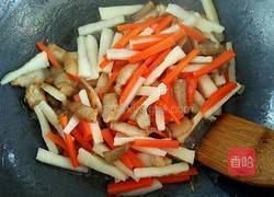 胡萝卜炒山药的做法图解4