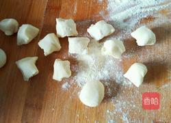 韭菜肉水饺的做法图解3