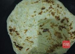 大饼卷咸鱼的做法图解9