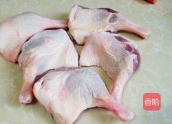 香酥鸭腿的做法图解1