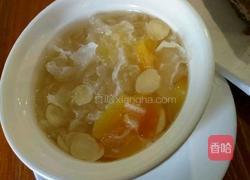 银耳莲子汤的做法图解4