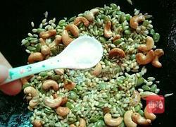 什锦坚果炒的做法图解4