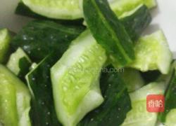 拍黄瓜的做法图解1