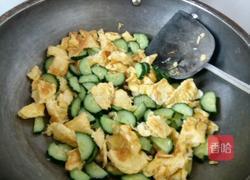 黄瓜炒蛋的做法图解4