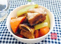 胡萝卜芹菜闷排骨的做法图解8