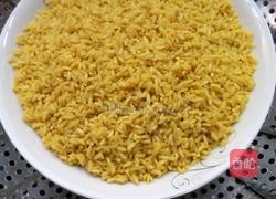 黄色糯米饭的做法图解7