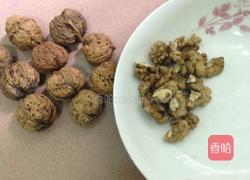 核桃枸杞粥的做法图解1