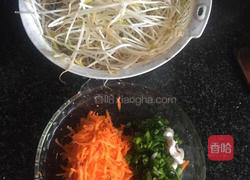 笋丝春卷的做法图解2