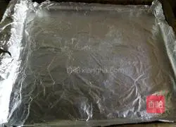 Strawberry Cake Roll Recipe Illustration 5