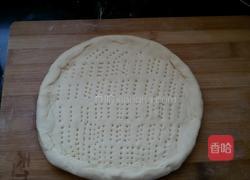 香肠披萨的做法图解2