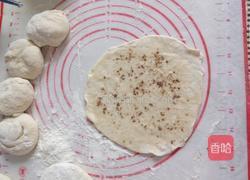 自做发面小饼的做法图解3