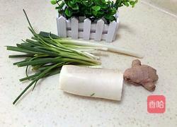 天麻罗卜排骨汤的做法图解2