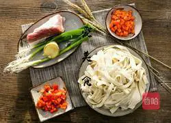 Illustration of how to make simple steamed noodles 1