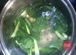 白菜肉丸汤的做法图解3