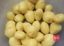 红烧五花肉炒洋芋头的做法图解4