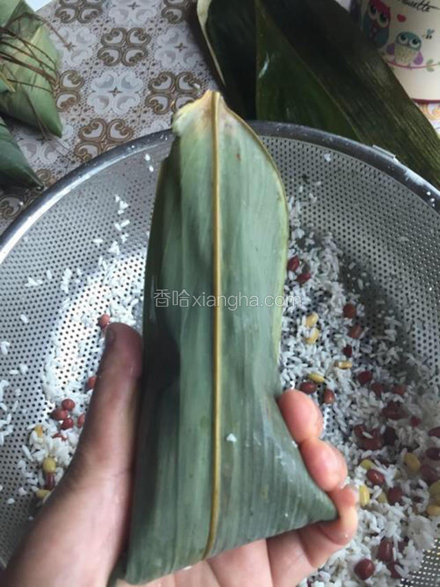 牛角粽子的包法