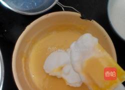 原味戚风一一杯子蛋糕的做法图解5