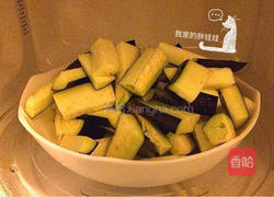 蟹味菇肉末茄条的做法图解3