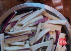 腊肉炒茄子的做法图解1