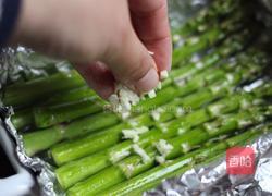 柠檬芦笋烤三文鱼的做法图解3