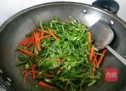 青椒鸭肠的做法图解1