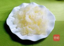 木瓜银耳薏仁羹的做法图解2