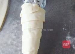 千层酥皮之牛角酥的做法图解8