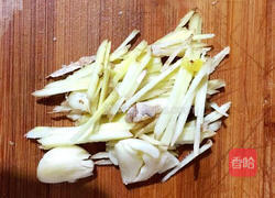 鱼头汤的做法图解2