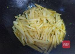 蒜香萝卜条的做法图解5