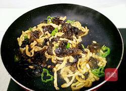 木耳炒鸡丝的做法图解9